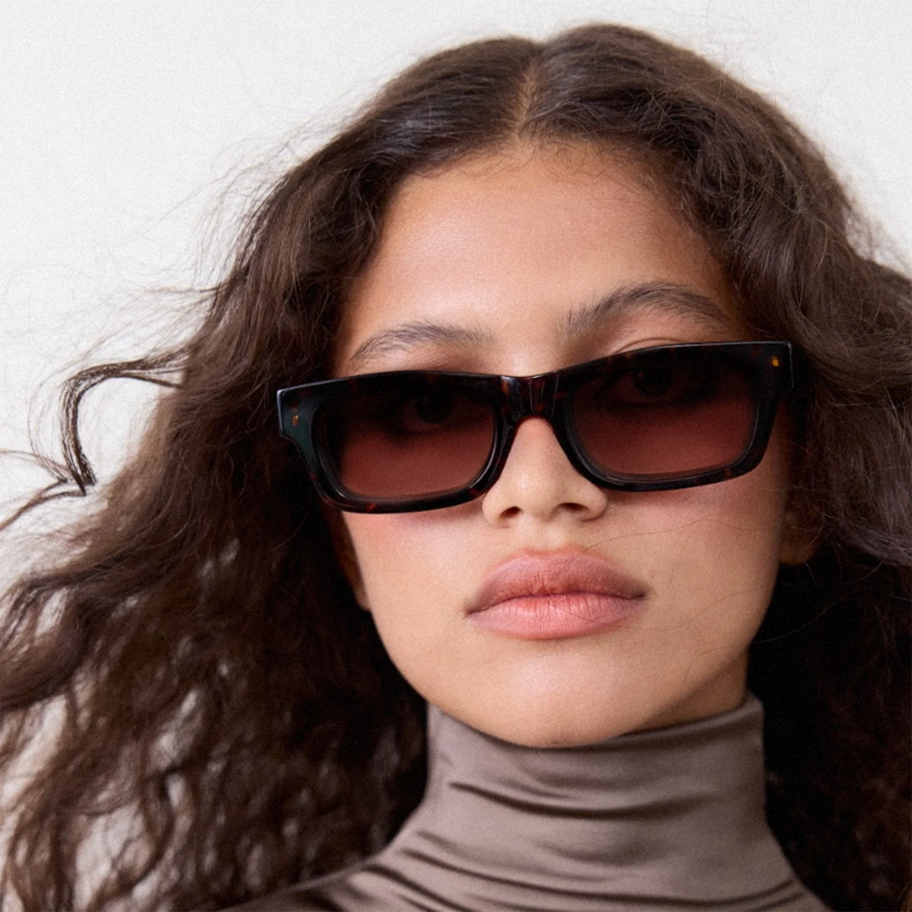 Sloane Glasses - Image 6