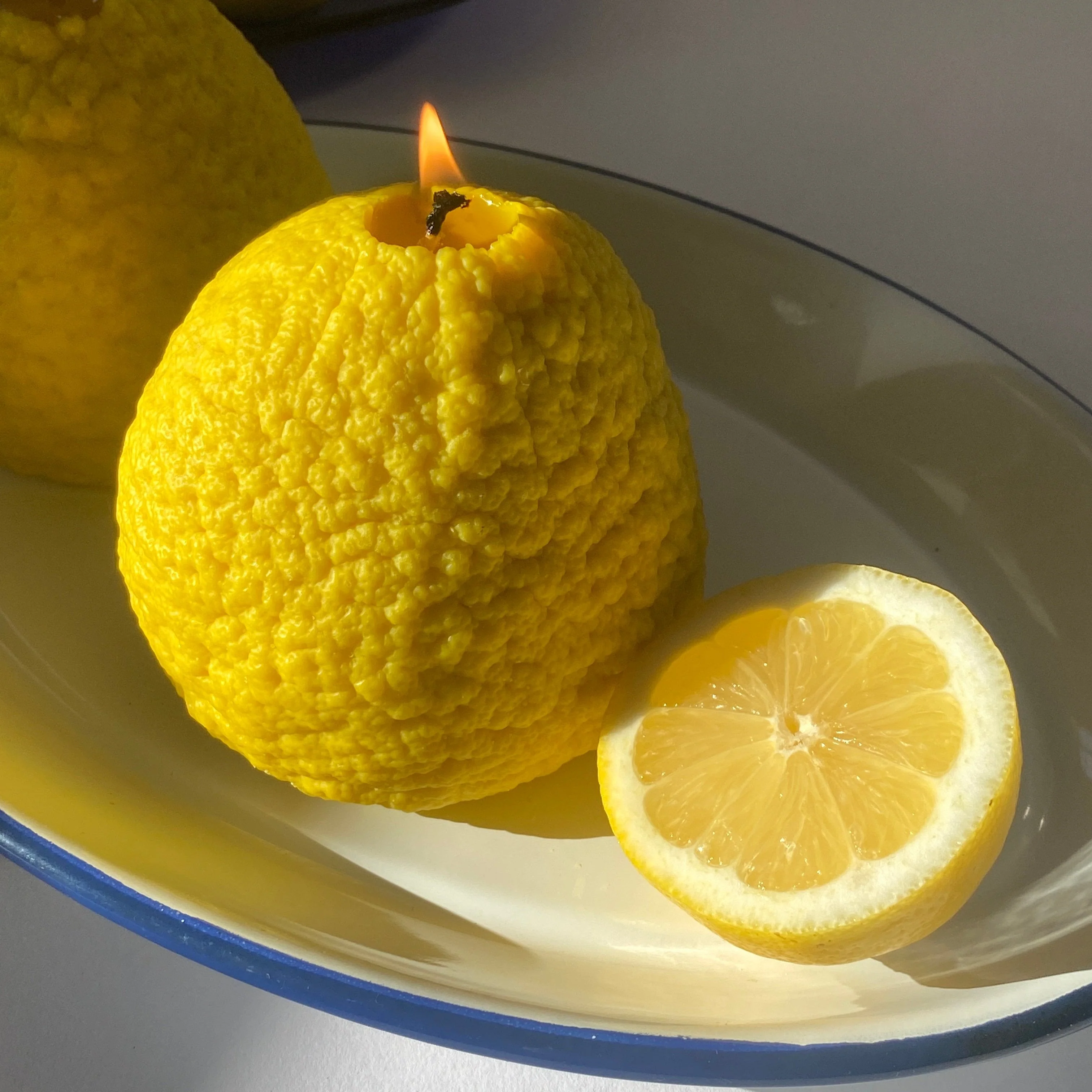 Large Ponderosa Lemon Candle - Image 5