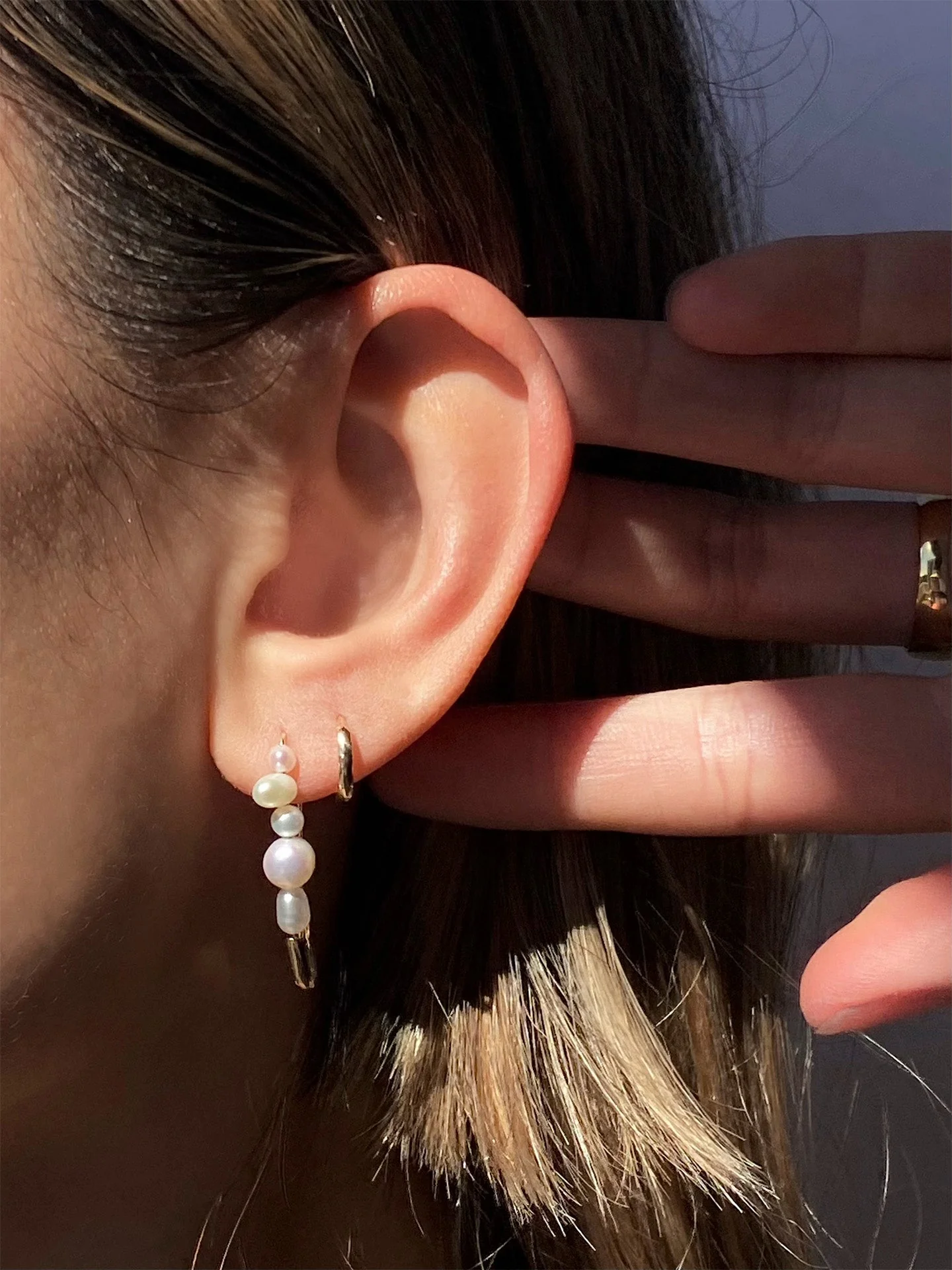 Mixed Pearl Safety Pin Earring - Image 3