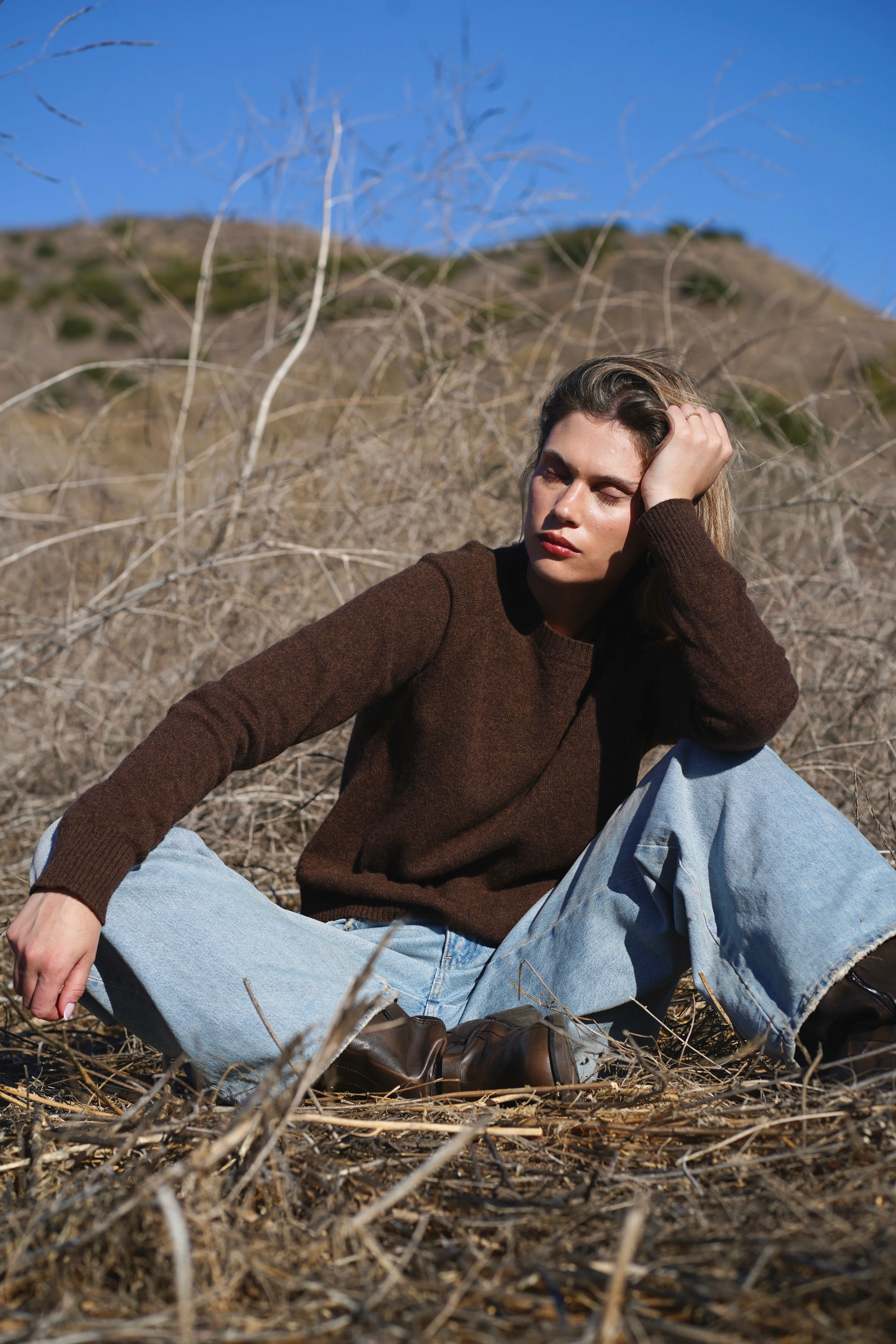 Nello Crewneck Sweater Chocolate Brown - Image 4