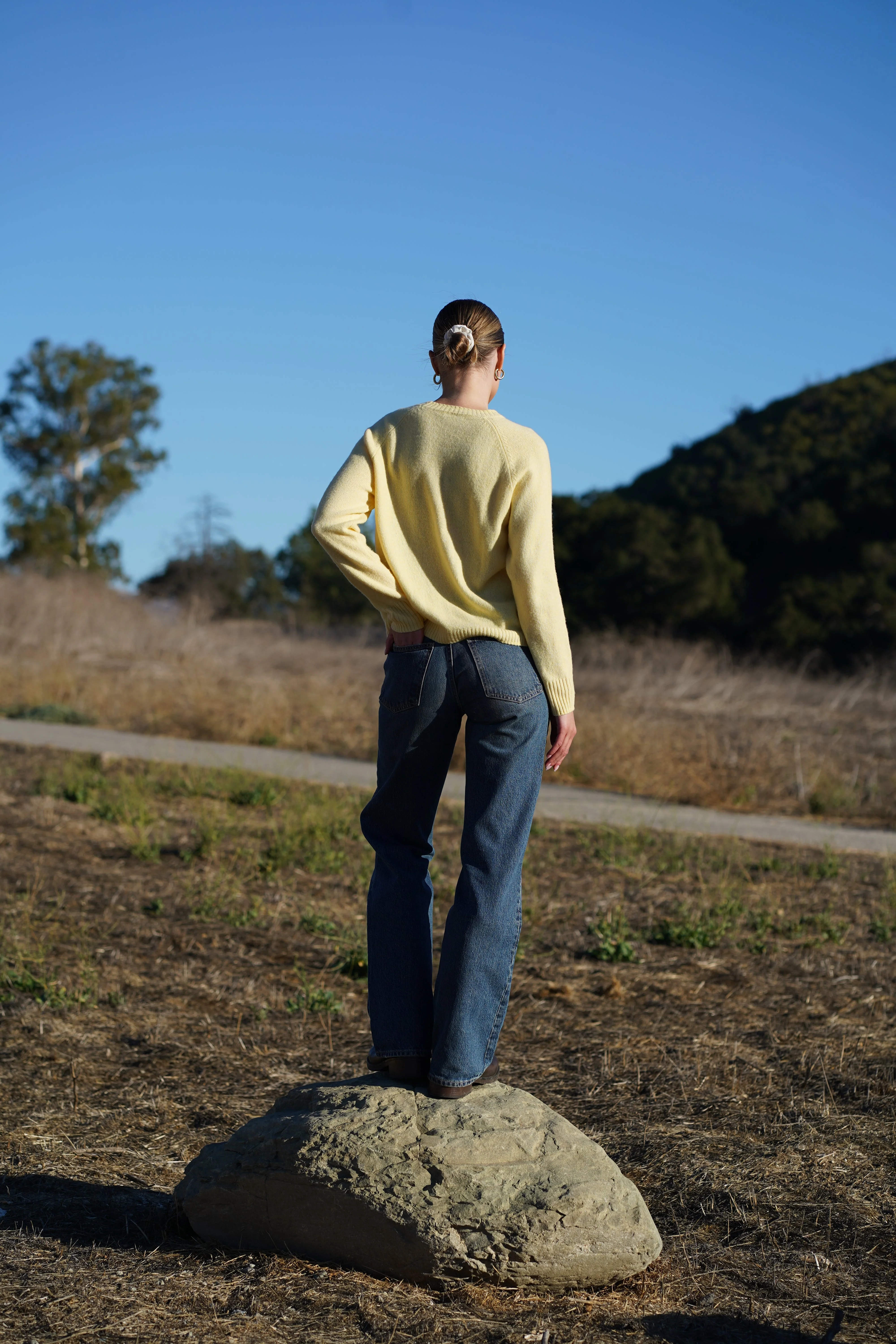 Nello Crewneck Sweater Yellow - Image 4