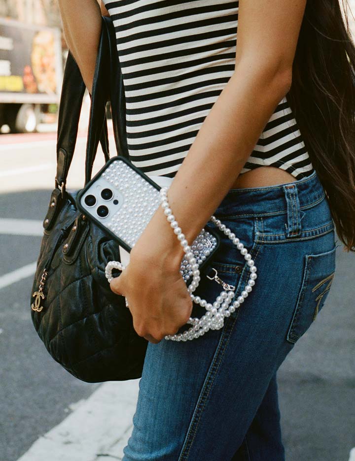 Pearl iPhone Case White - Image 3