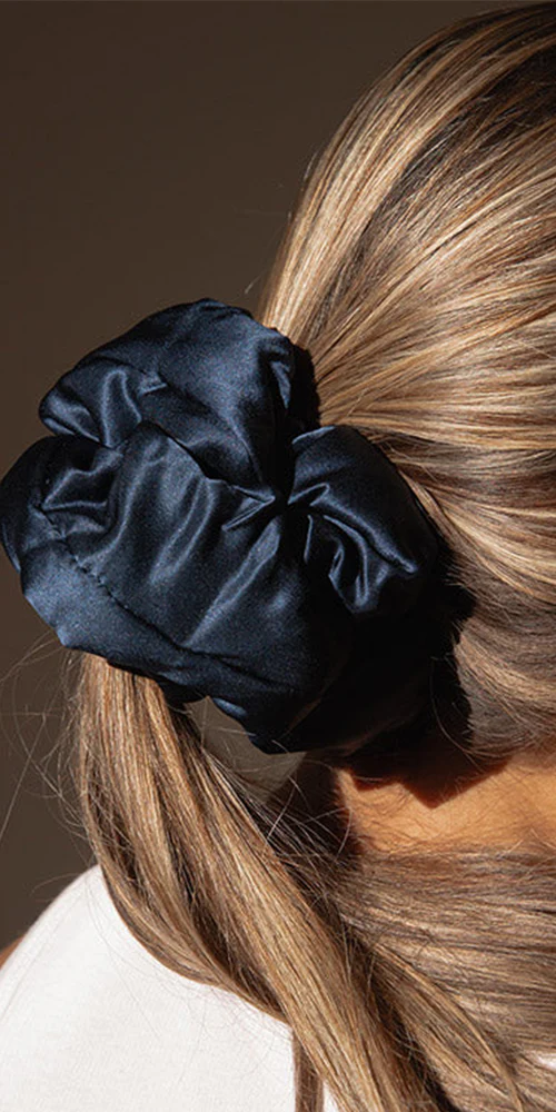 Pillow Scrunchie Midnight Blue - Image 2