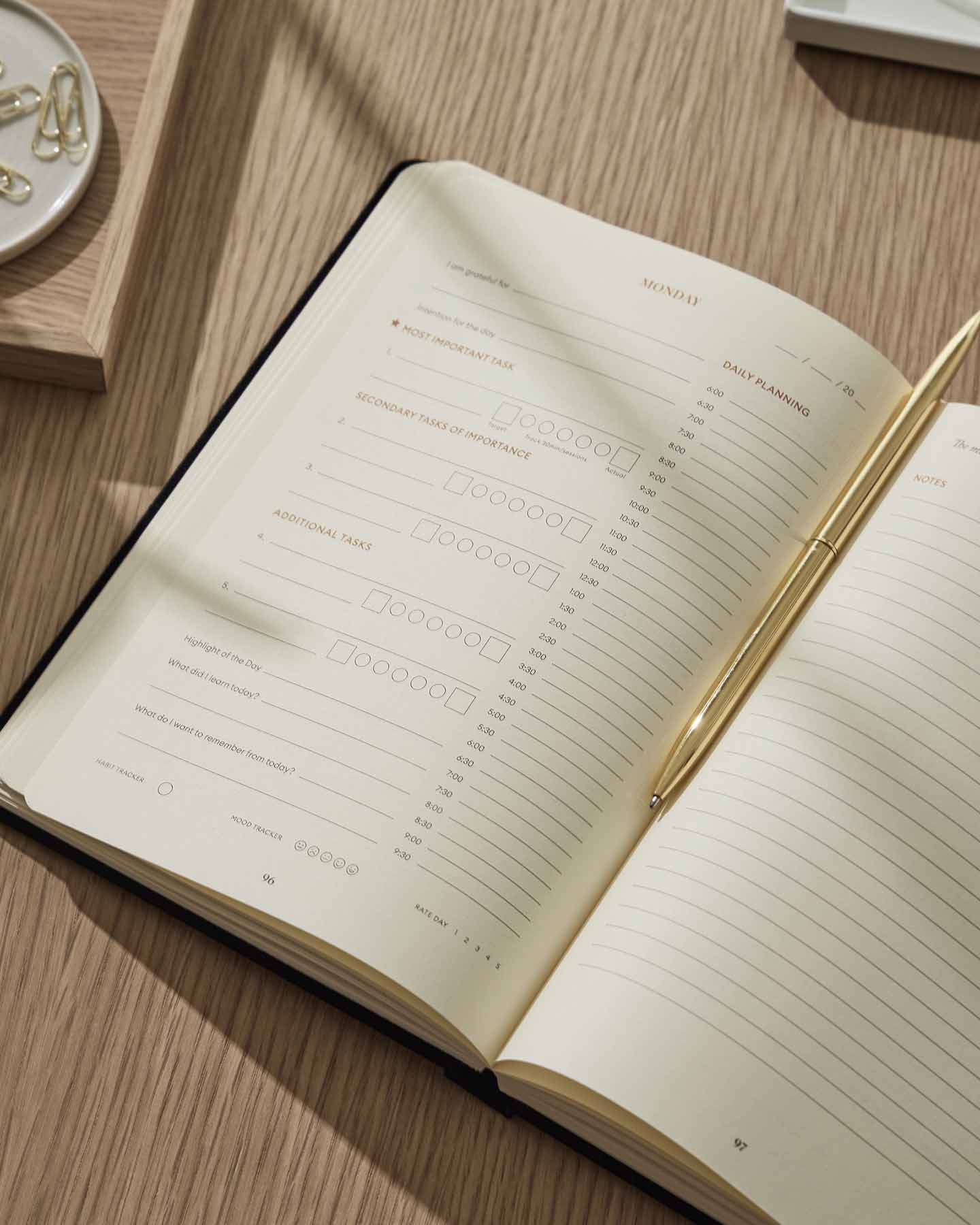 Productivity Planner Black - Image 5