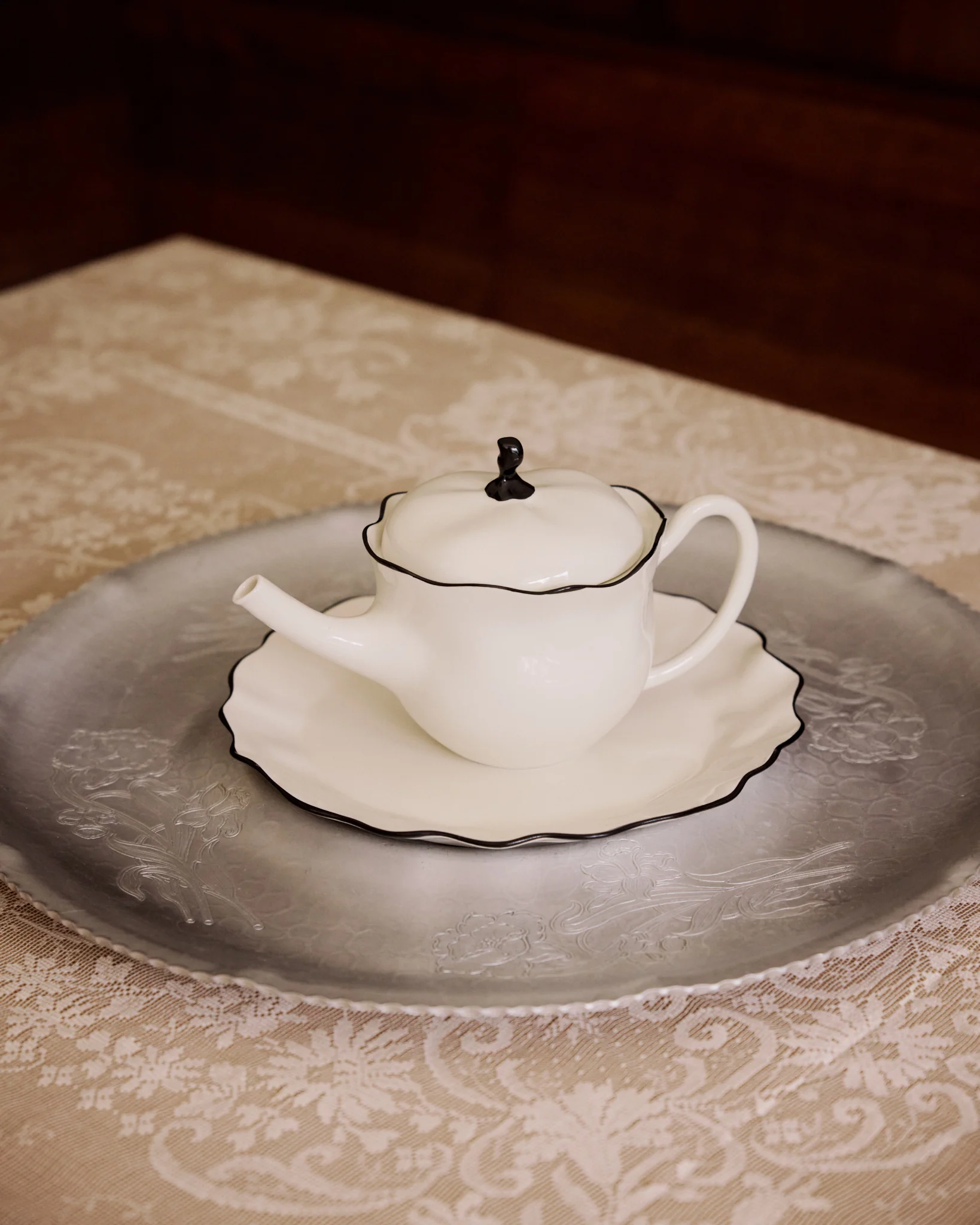 Ribbon Teapot - Image 3