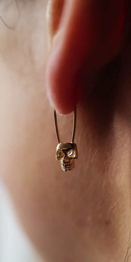 Skull Safety Pin Earring - Image 2