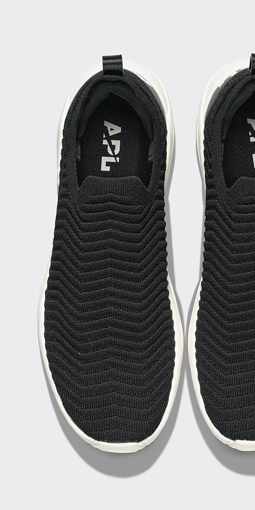 TechLoom Traveler Sneakers Black / Ivory - Image 2